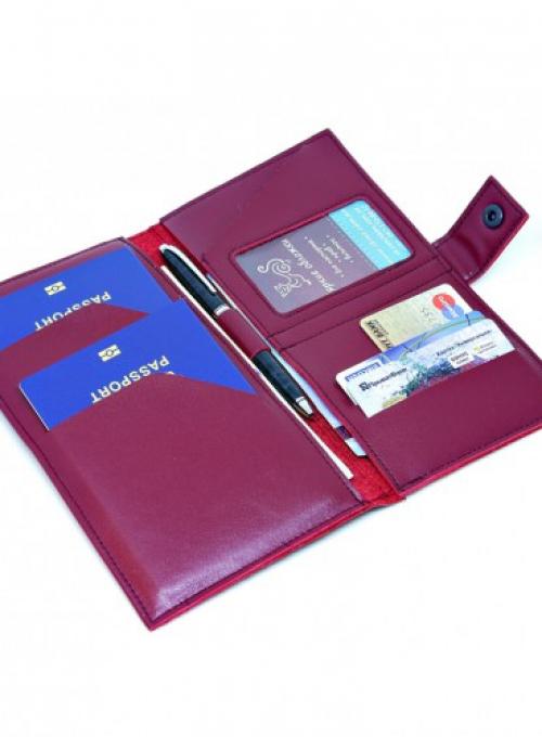 Travel case  Skins Wine