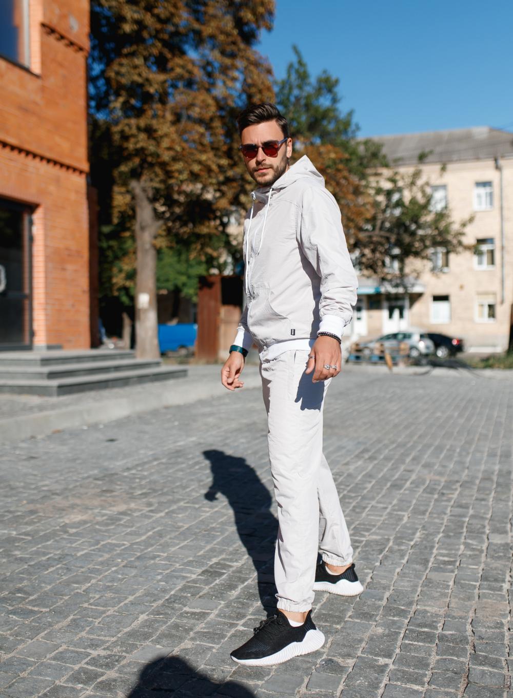 Sweatpants Met Beige