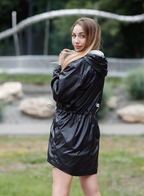 Вітровка March Black