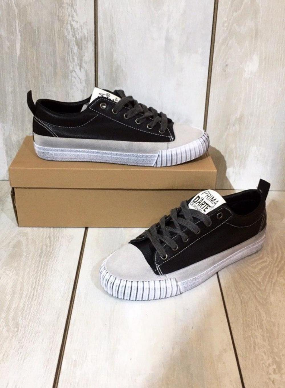 Sneakers Black Gry