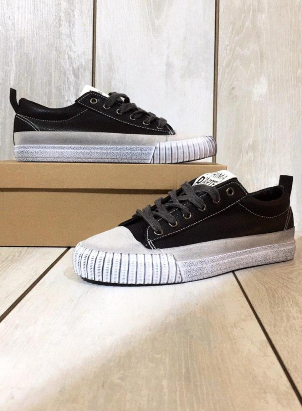 Sneakers Black Gry