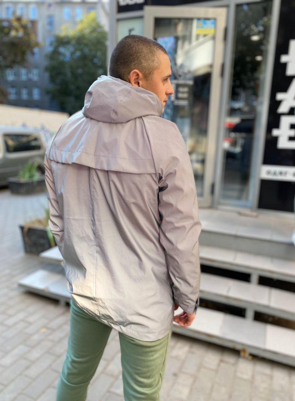 Windbreaker Button Reflection
